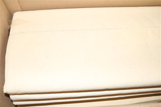 8 unused French metis linen sheets